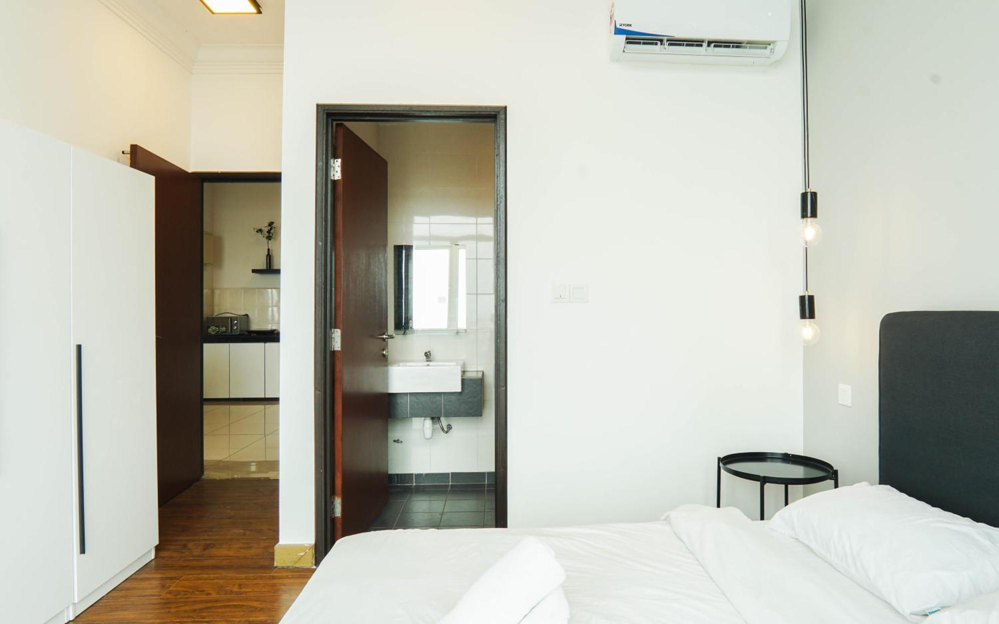 Boulevard Service Apartment Kl By Airhost Kuala Lumpur Exterior photo